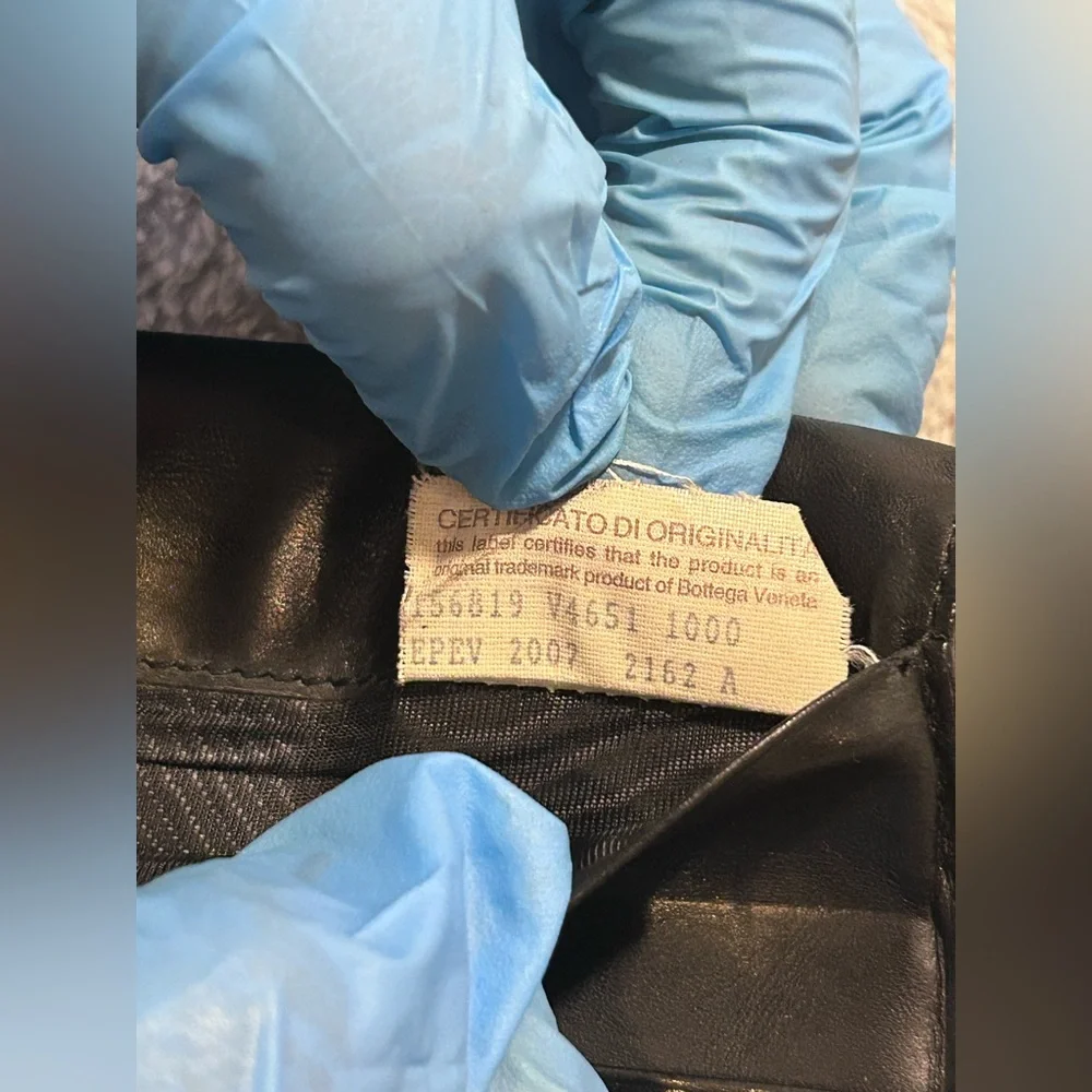 Bottega Veneta Y2K Black Leather Long Wallet - Picture 14 of 14
